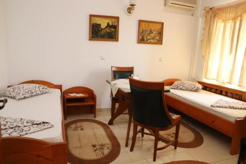 Hotel Mishel