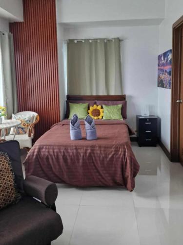 Spacious Studio unit with Balcony and Seaview