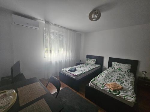 Podgoria Guesthouse- Camere de închiriat