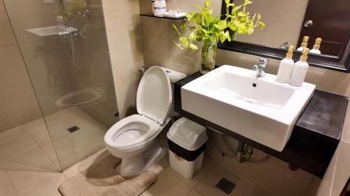 Minimalist and cozy place with balcony