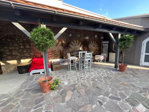 Mikulov Inn Penzion Zeme La Basta