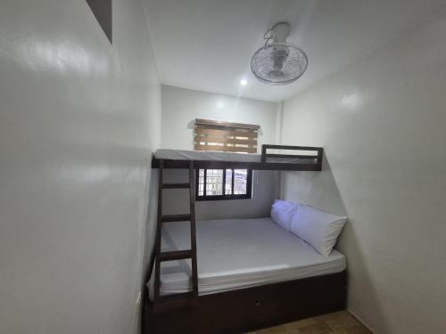 Eagles Nest Beach Resort Room 4