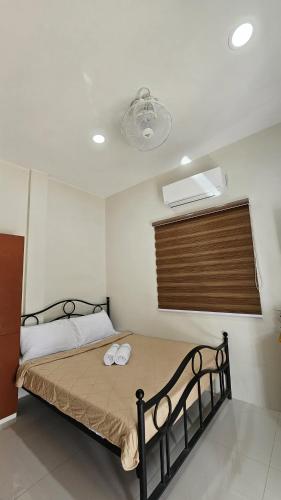 Eagles Nest Beach Resort Room 5