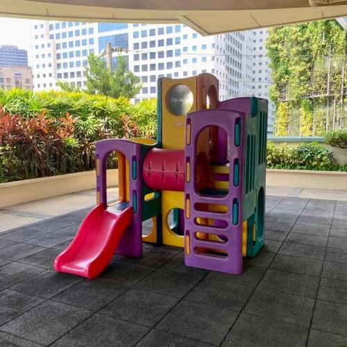 Vanity Calm Bedroom in Ortigas Center
