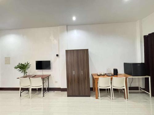 3 EMS Guest House