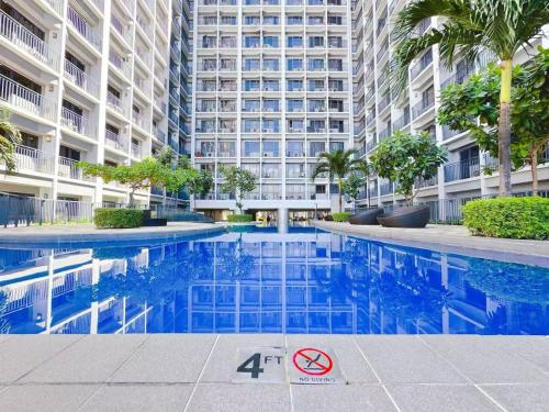 SHORE 2 TOWER 2 NEAR MOA 16TH Floor