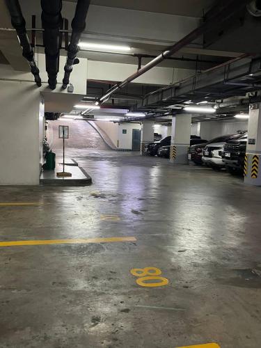 Marvinn's by LVH - 150 Newport Boulevard