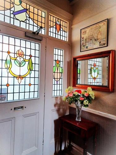 Hunters Lodge B&B