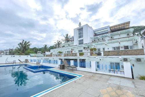 Tagaytay Hotel Sixb