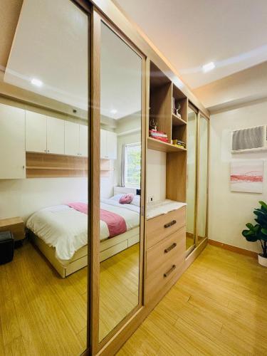 1BR Hotel Vibe Condo near SM Fairview