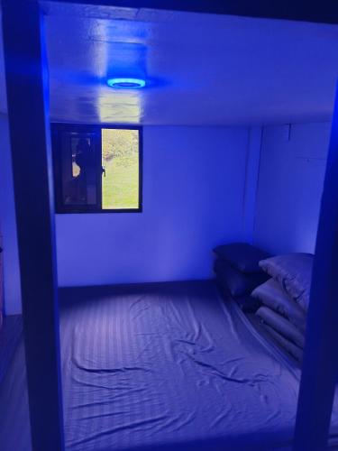 Loong transient house