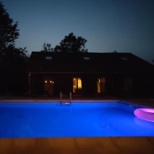 Gîte Rêve Vert with private pool and airco