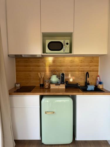 D'Vine Country House