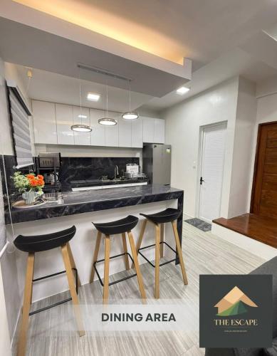 The Escape - Malolos