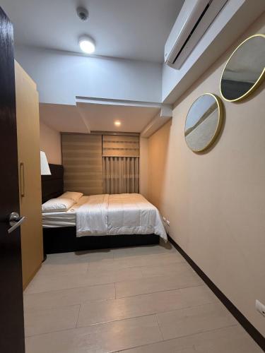 Luxury Executive Suites 3 Bedroom Condo Uptown Parksuites Tower 1