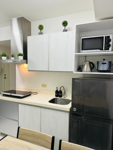 Azure Urban Resort Residences by Amore