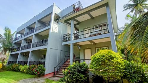 Suki Beach Resort Standard Aircon Room D