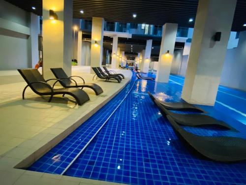 1BR Condo PoolView Balcony at S Residences Mall Of Asia near NAIA Airport