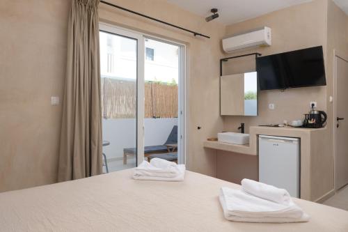 Atma Beach Rooms & Suites