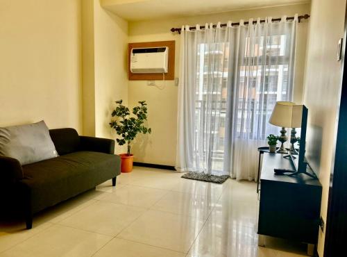 Manila Bay View - 1BR with balcony