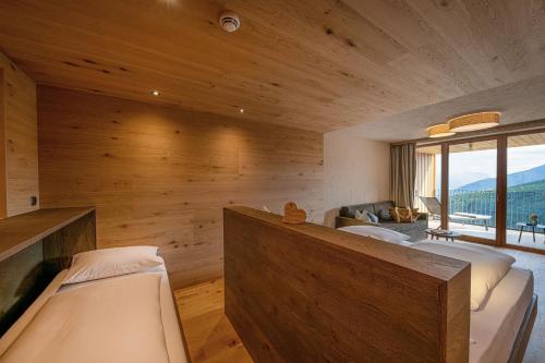Tratterhof Mountain Sky Hotel