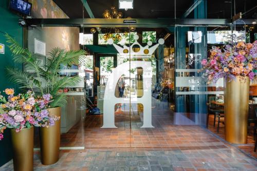 Ambassador City Centre