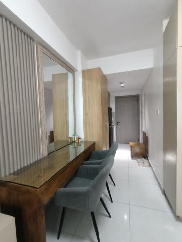 Studio unit with Balcony at Arc Tower Condominium