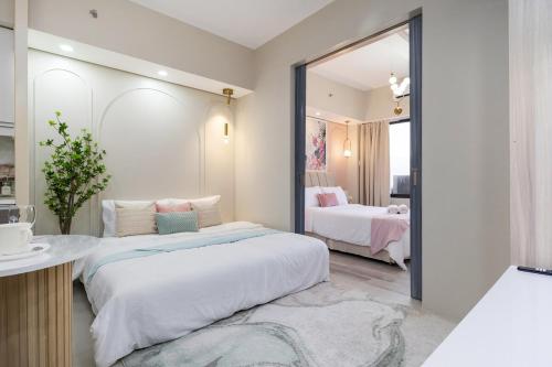 Uptown Bloom 1BR Suite Fuente, Walk to CebuDoc