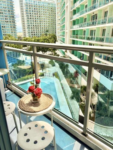 The Sunny Side at Azure with Pool and City View