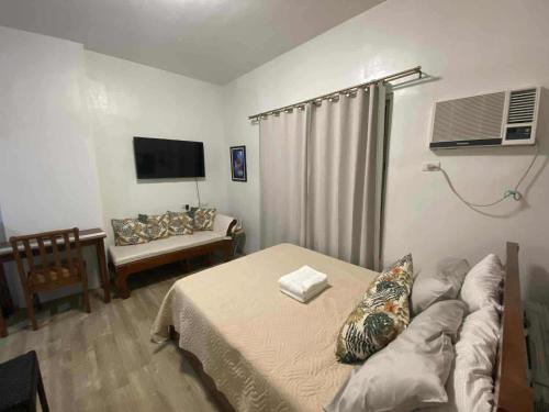 Isabela III, Mesavirre Garden Residences
