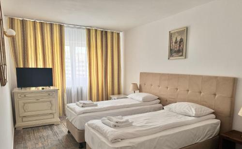 Hotel Cetate Imparatul Romanilor