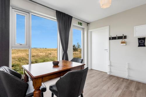 Myri Guesthouse Stay For A Tree