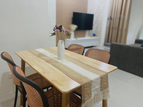 JC7 Cozy Studio at Candon City Proper