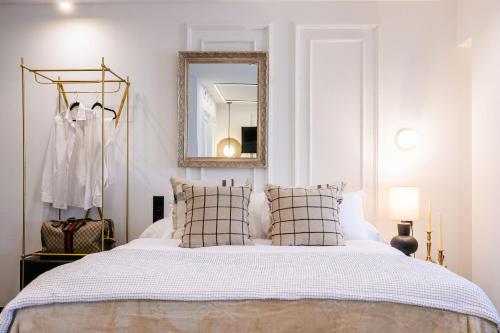 Los 36 by GRUPO CCOMMO