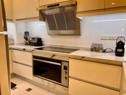 Elegant 4BR penthouse in BGC