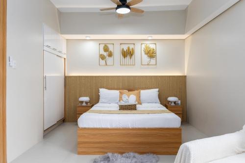 30sqm studio, Queen sized bed, 15th floor, Baseline Prestige Fuente Osmeña Cebu City