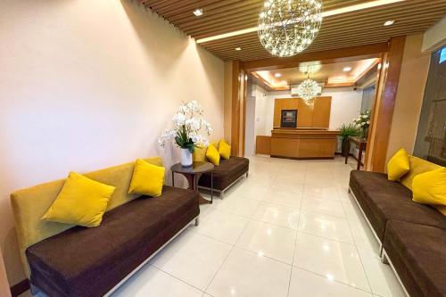 LuxeLite Suites Pasay