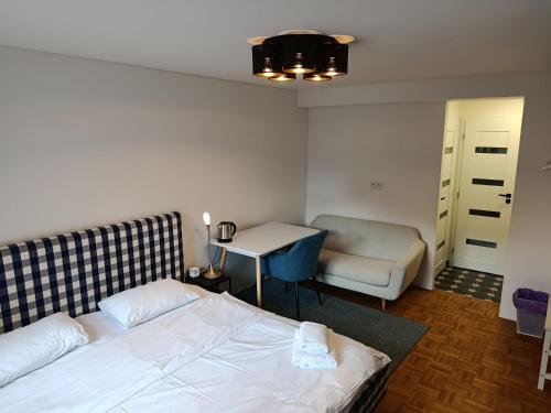 Naturální vinařství Tomáš Křížek, Penzion Dvorek