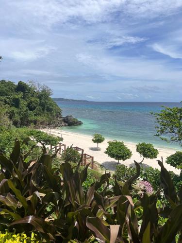 Modern Tropical Luxe Apartment - Boracay Newcoast