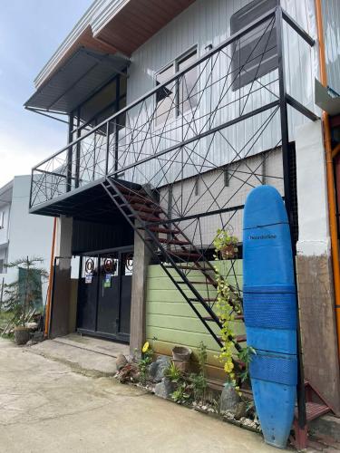 Elyu Seayesta near Masa Bakery