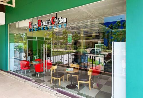 1703T1 Avida Riala IT Park Cozy Studio Unit 400Mpbs Speed