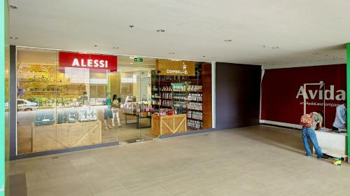 2414T1 Avida Riala IT Park Queen Bed 178Mbps Wi-Fi