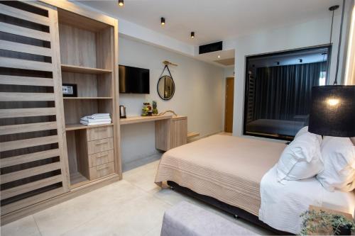 Enjoy Lichnos Bay Village, Camping & Apartments