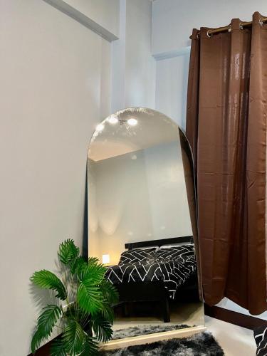 Luxe Suite near BGC and Venice Grand Canal, Mckinley