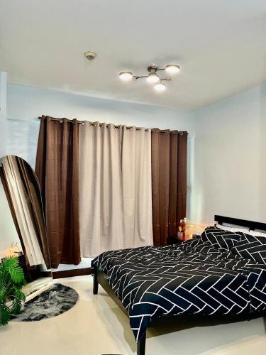 Luxe Suite near BGC and Venice Grand Canal, Mckinley