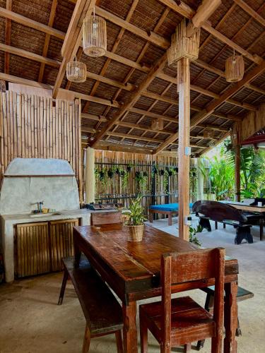 Yellow Banana Siargao