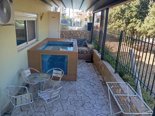 SEMIRAMIS SUITES with pool