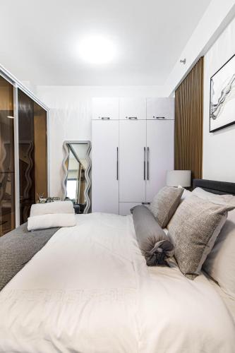 The Travelers Home & Staycation