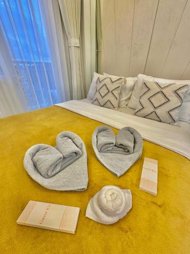 Golden Sunset Suite