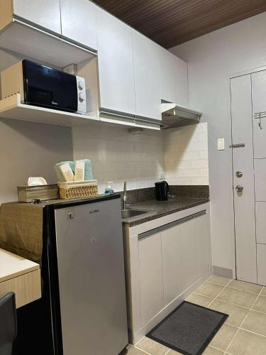 Stay at FB Harrison near World Trade Center MOA and NAIA